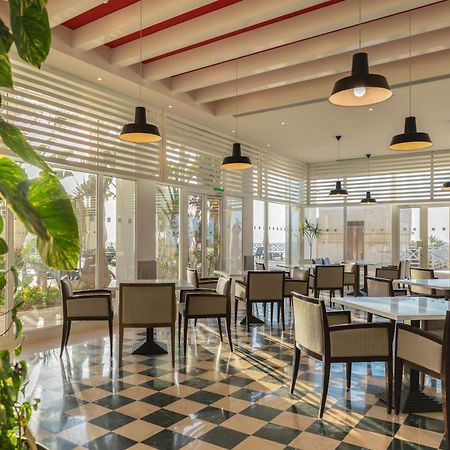 래디슨 블루 리조트 앤 탈라소 함마메트 외부 사진 The restaurant