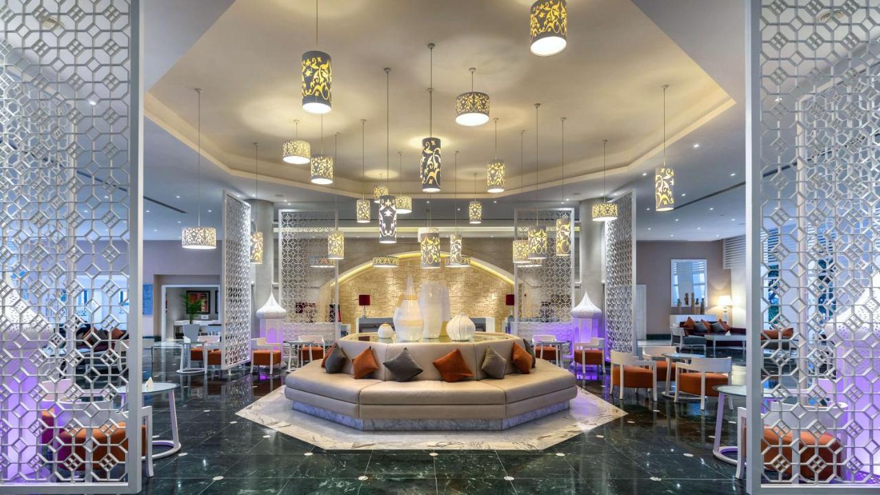 래디슨 블루 리조트 앤 탈라소 함마메트 외부 사진 The lobby of the hotel