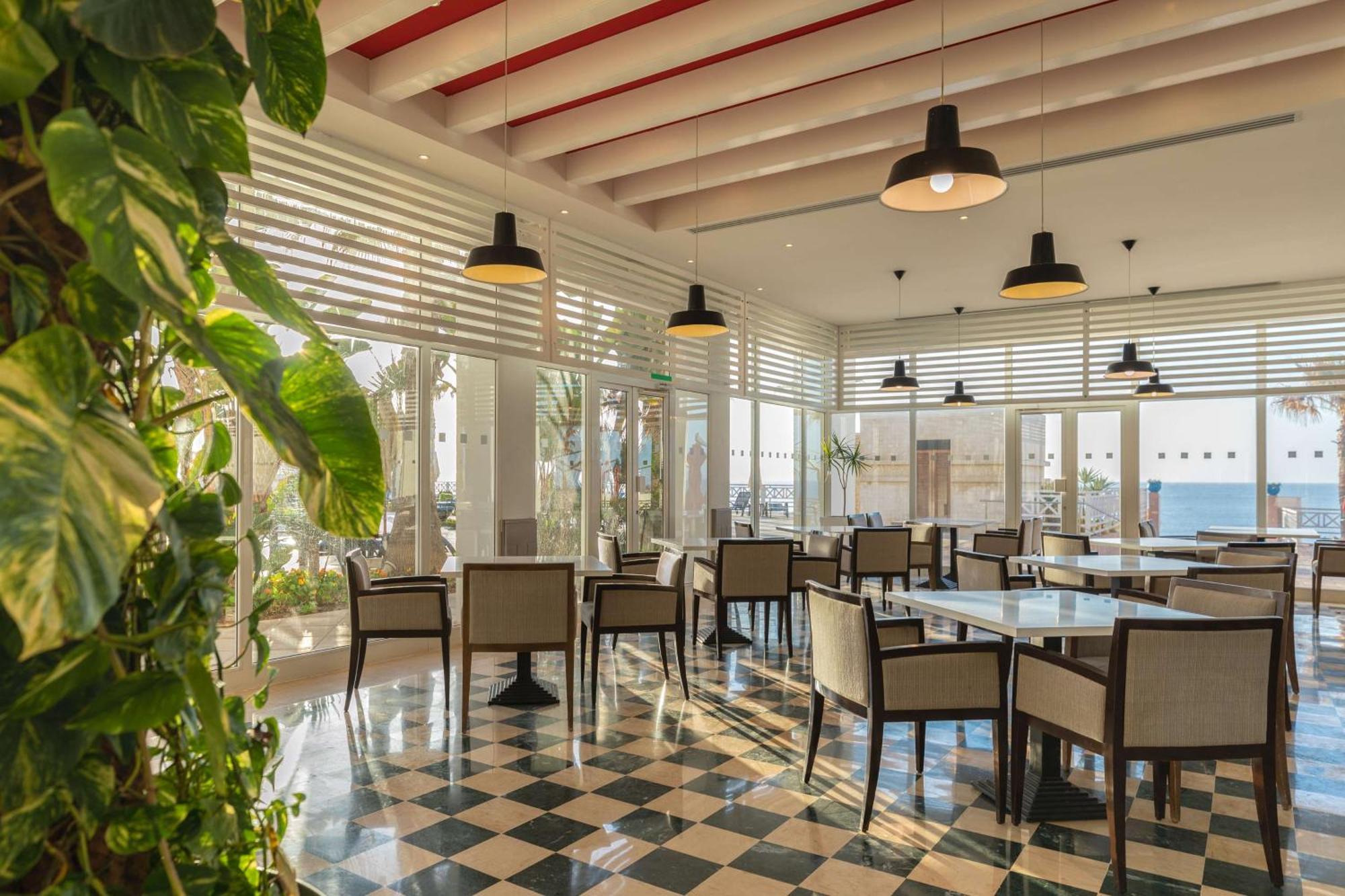 래디슨 블루 리조트 앤 탈라소 함마메트 외부 사진 The restaurant
